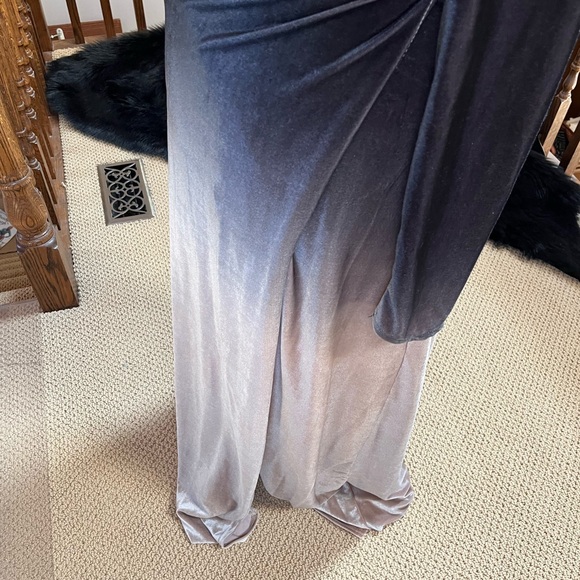 Elegant Velvet Ombre Dress - Picture 9 of 10